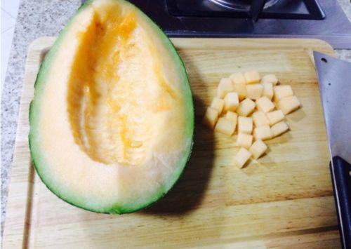 吃哈密瓜 嘴唇,尽在唇齿留香间