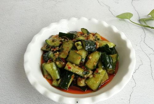 吃瓜孑长肉吗,吃瓜也能长肉?揭秘吃瓜与体重的关系