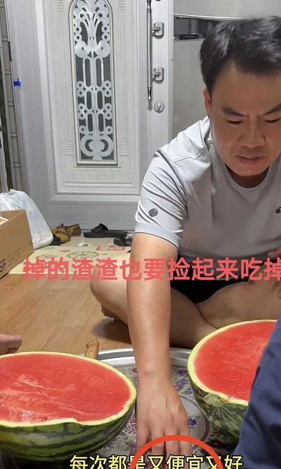 临朐吃瓜博主,临朐吃瓜博主带你领略当地美食风情